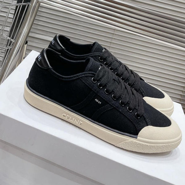 JANE SNEAKERS LOW LACE-UP WITH TRIOMPHE PATCH IN CANVAS AND CALFSKIN BLACK