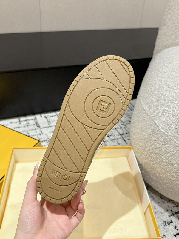 FENDI MATCH LOW-TOPS IN DARK TAN MIX WHITE CALFSKIN