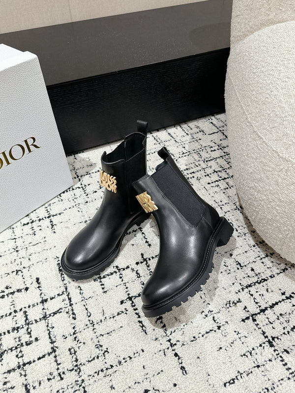 CD Miss Dior Chelsea Boots In Black Calfskin 103729