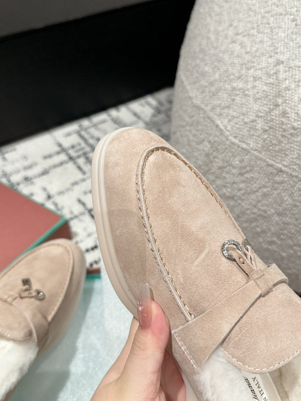 Mocassini LP Summer Charms Walk in pelle scamosciata beige mandorla con fodera in pelliccia di coniglio 985648