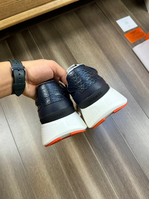 HM TRAIL SNEAKER DARK BLUE CALFSKIN