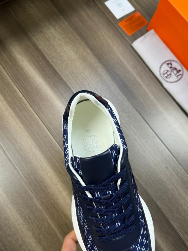 HM PRINTED SNEAKER NAVY TOTEM FABRIC