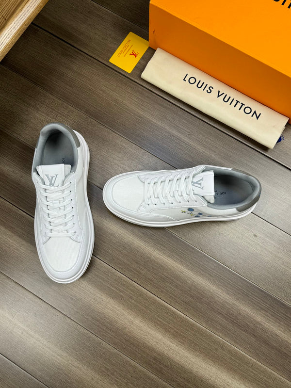 LV TRAINER SNEAKER WHITE MIX GREY CALFSKIN AND BREATHABLE FABRIC