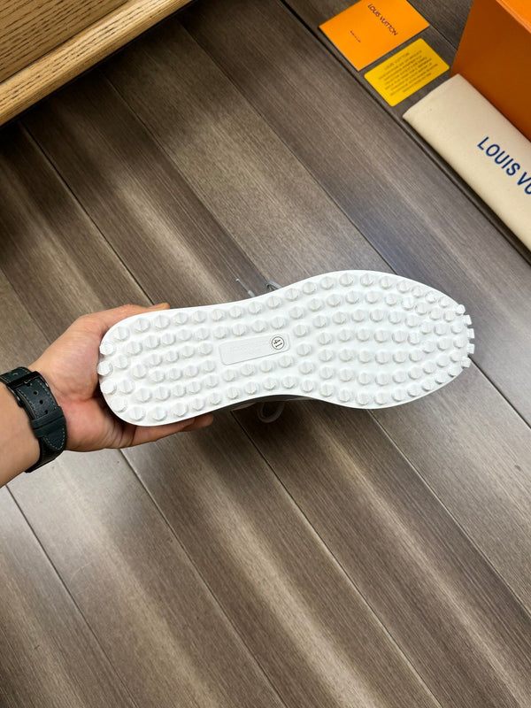 LV SNEAKERS IN GREY MESH BREATHABLE FABRIC AND  CALFSKIN