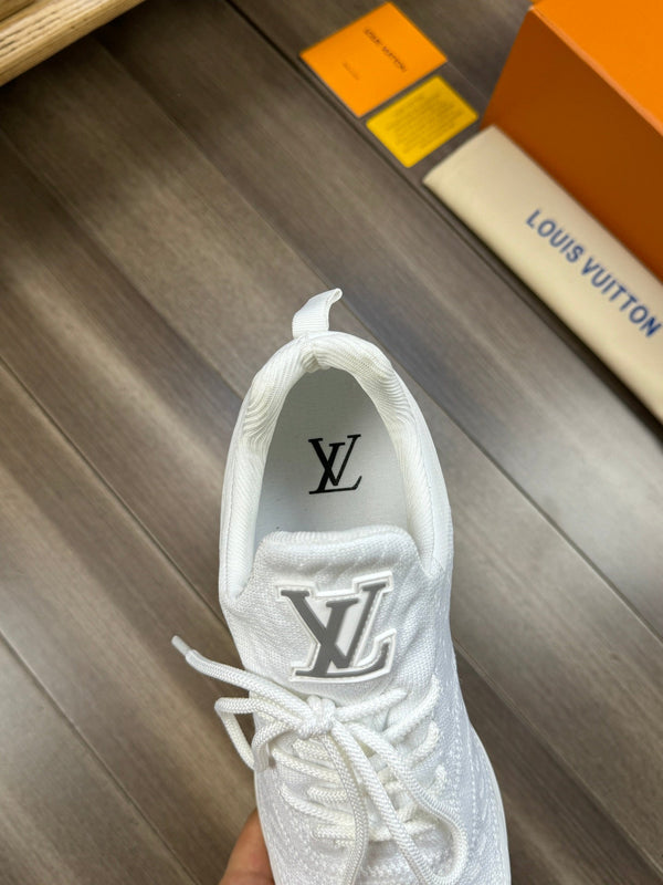 LV SNEAKERS IN WHITE MESH BREATHABLE FABRIC AND  CALFSKIN