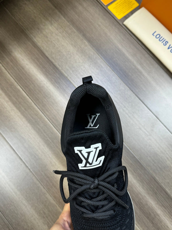 LV SNEAKERS IN BLACK MESH BREATHABLE FABRIC AND  CALFSKIN