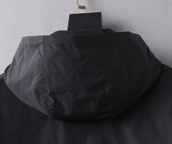 GIACCA CON CAPPUCCIO NERA LV 239041