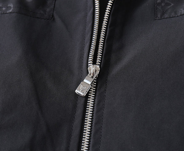 LV HOODED JACKET BLACK MONOGRAM 239039