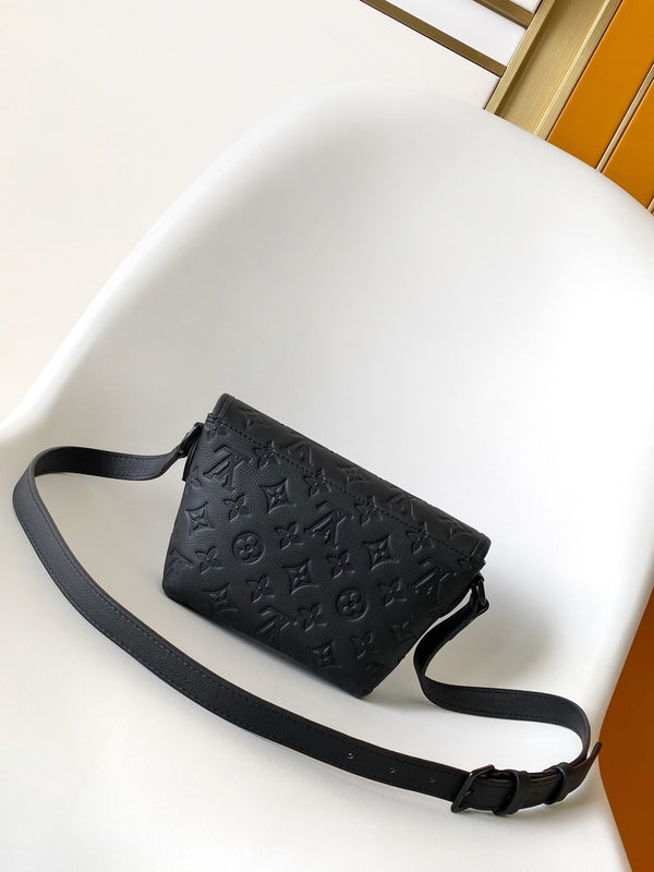 LV Pulse Wearable Wallet 22.5cm Black Monogram Shadow embossed calfskin