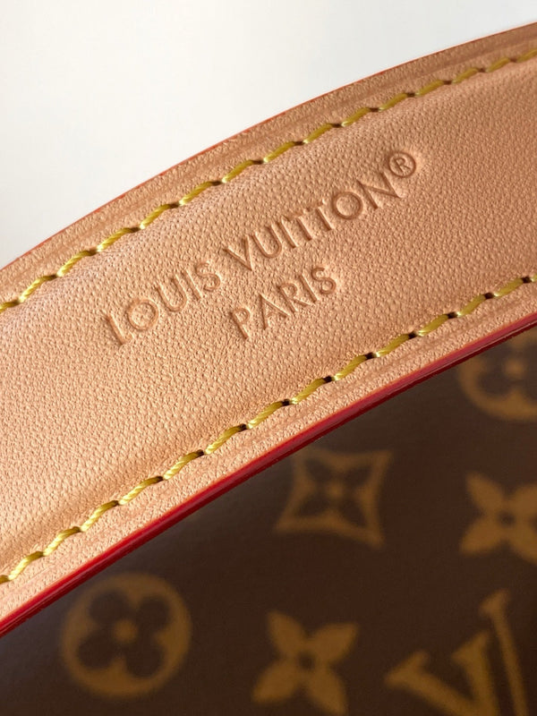 LV M26040 Odyssee MM NM Handbag 36cm Brown Monogram pattern & Canvas