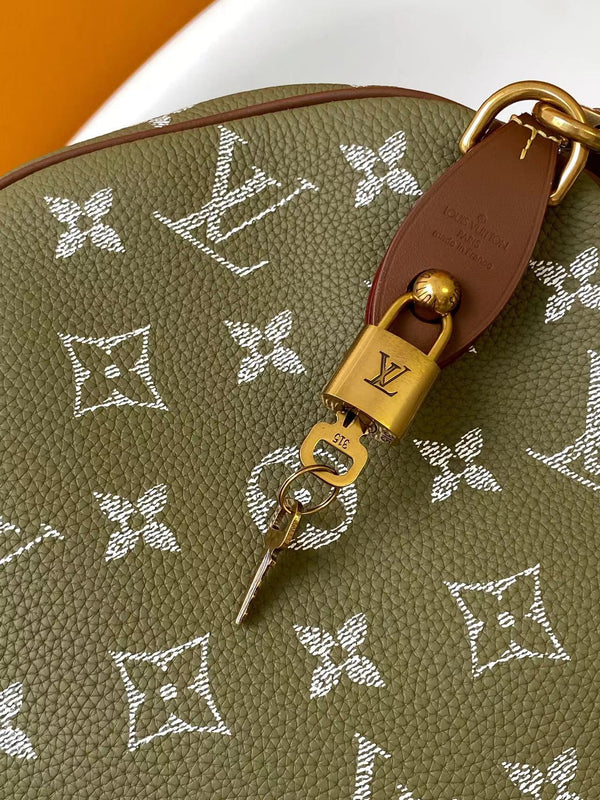 LV Speedy Bandoulière 40cm Green Sancha Monogram Calfskin GHW