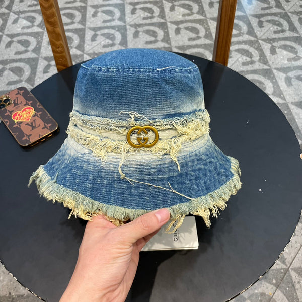 BUCKET HAT IN CLASSIC BLUE DENIM 226590