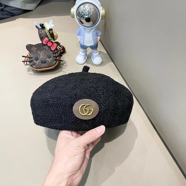 BERRET HAT IN BLACK TWEED 394272