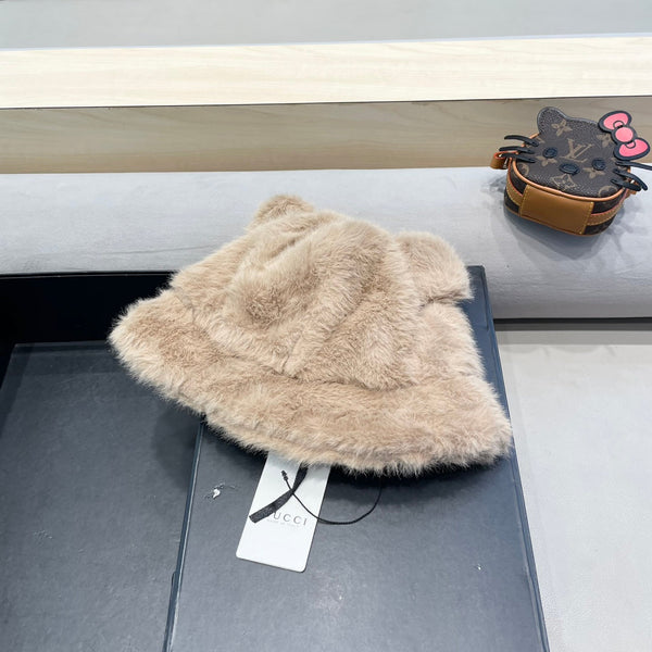 BUCKET HAT IN CAMEL BEIGE FLEECE 397931