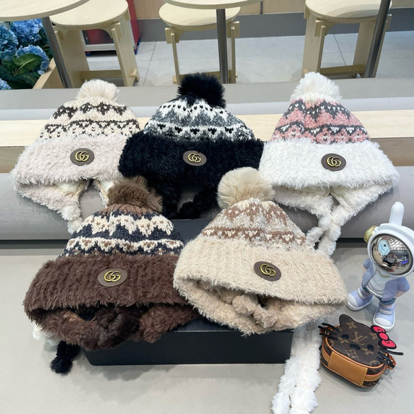 BEANIE HAT IN COLORFUL WOOL 400957