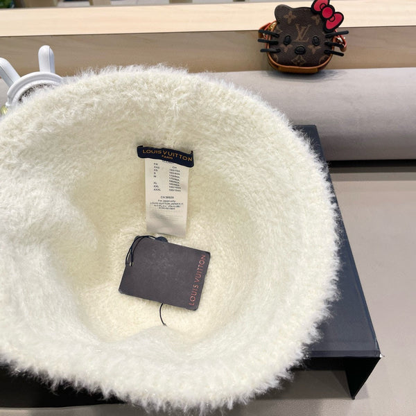 CAPPELLO A SECCHIELLO IN PELLICCIA DI CONIGLIO BIANCO 404834