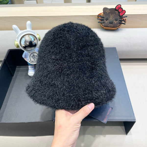 BUCKET HAT IN BLACK RABBIT FUR 404833