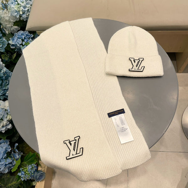 SET SCARF AND HAT IN BEIGE WOOL 406531