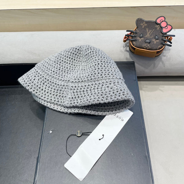 CAPPELLO A SECCHIELLO IN MAGLIA DI LANA GRIGIO ACCIAIO 413396