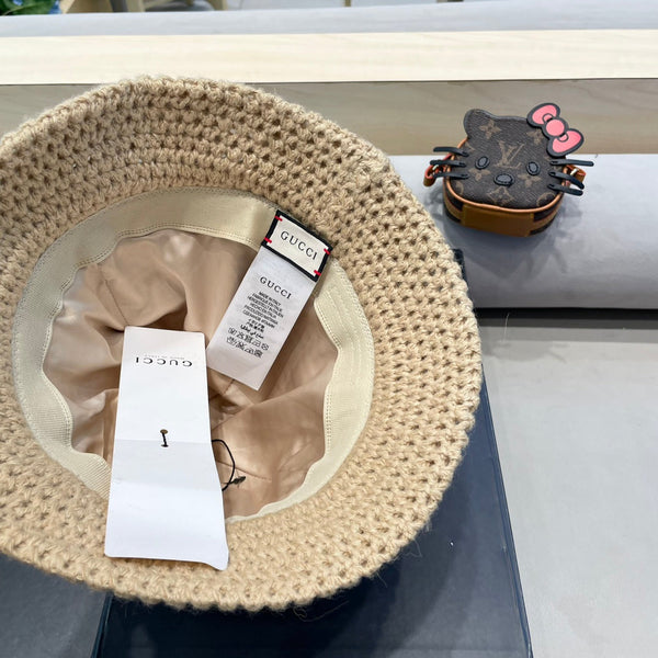 CAPPELLO A SECCHIELLO IN MAGLIA DI LANA MARRONE TORTILLA 413397