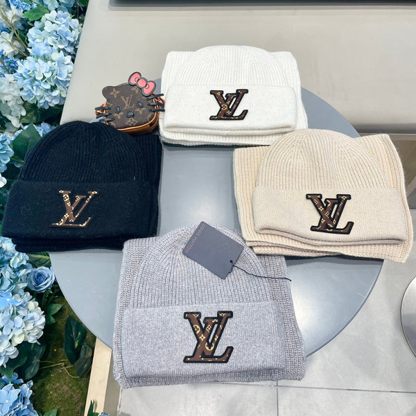 SET SCIARPA E CAPPELLO CLASSICO IN LANA NERA 414785