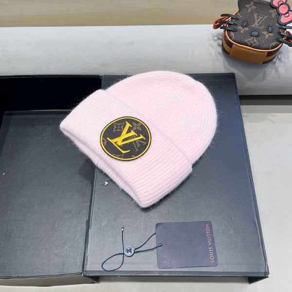 KNITTED BEANIE HAT IN PASTEL PINK WOOL AND RABBIT FUR 417757