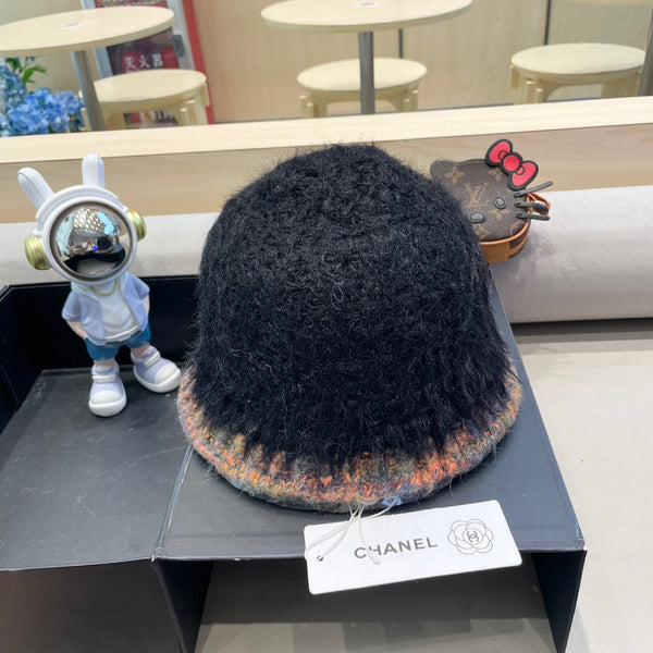 BUCKET HAT IN BLACK LAMB FUR 419466