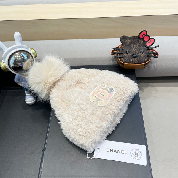 BERRETTO IN PILE SOLF BIANCO CREMA 419711