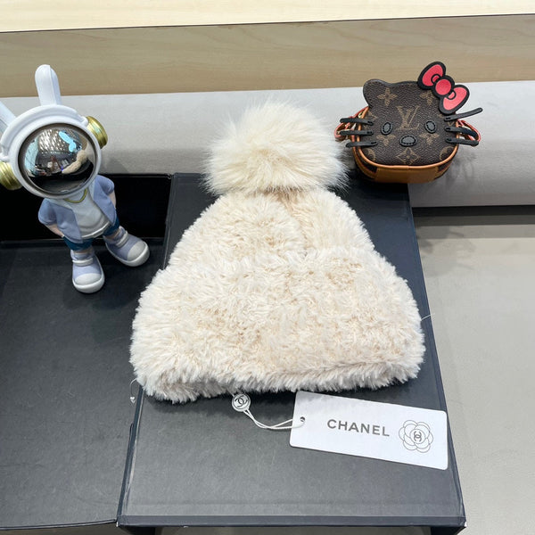 BERRETTO IN PILE SOLF BIANCO CREMA 419711