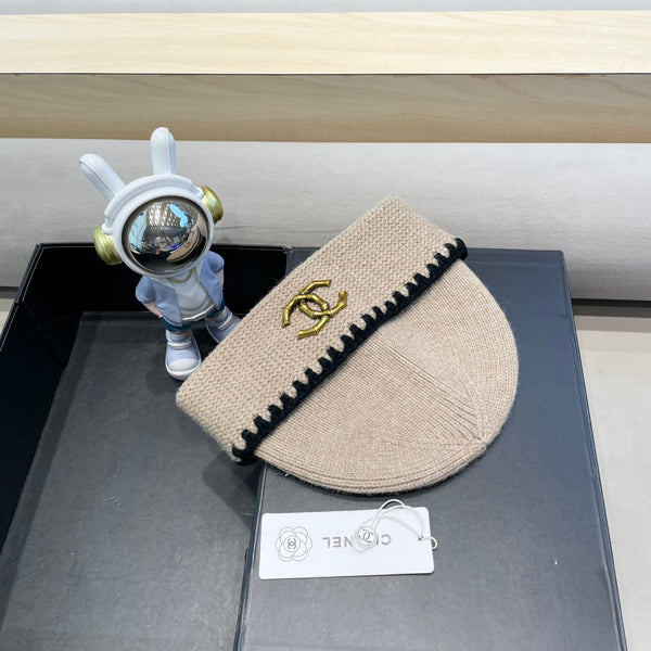 CAPPELLO IN MAGLIA DI LANA BEIGE CAMMELLO 424300