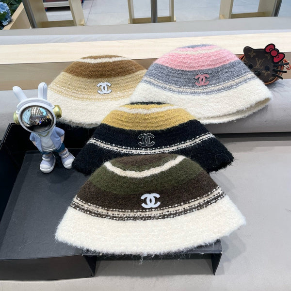 CAPPELLO A SECCHIELLO IN PILE COLORATO 421128