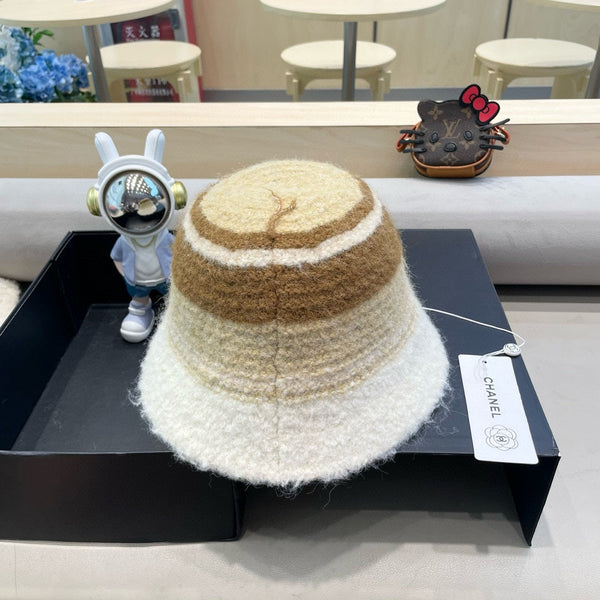 CAPPELLO A SECCHIELLO IN PILE COLORATO 421130