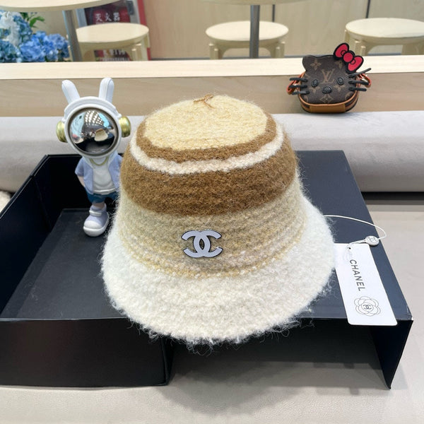 CAPPELLO A SECCHIELLO IN PILE COLORATO 421130