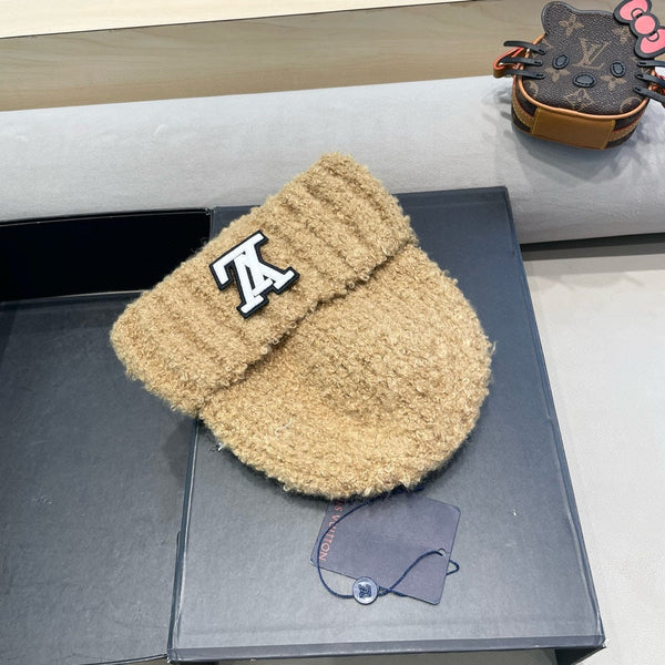 KNITTED BEANIE HAT IN CAMEL BEIGE WOOL 421266