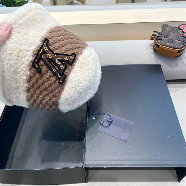 BUCKET HAT IN WHITE MIX BROWN WOOL 421037