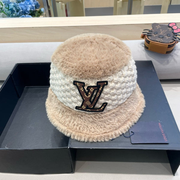 CAPPELLO A SECCHIELLO IN LANA BIANCA MISTA BEIGE 421039