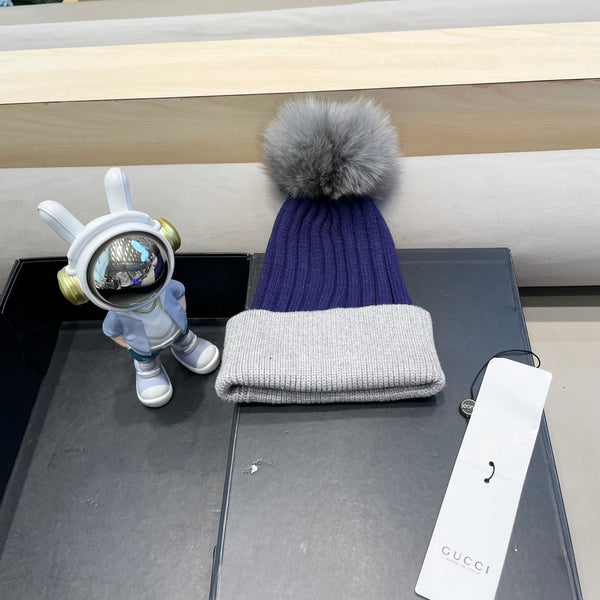 BEANIE HAT IN NAVY BLUE MIX LIGHT GRAY WOOL AND FOX FUR 422501