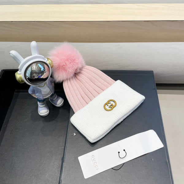 BEANIE HAT IN LIGHT PINK MIX WHITE WOOL AND FOX FUR 422503