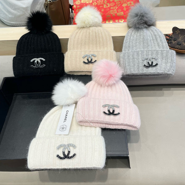 BERRETTO IN LANA GRIGIO NUVOLA 426235