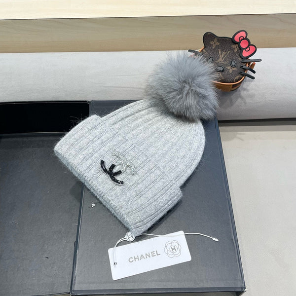 BERRETTO IN LANA GRIGIO NUVOLA 426235