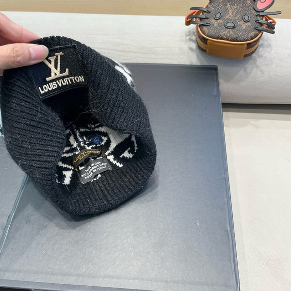 KNITTED BEANIE HAT IN BLACK MIX WHITE WOOL AND RABBIT FUR 426245