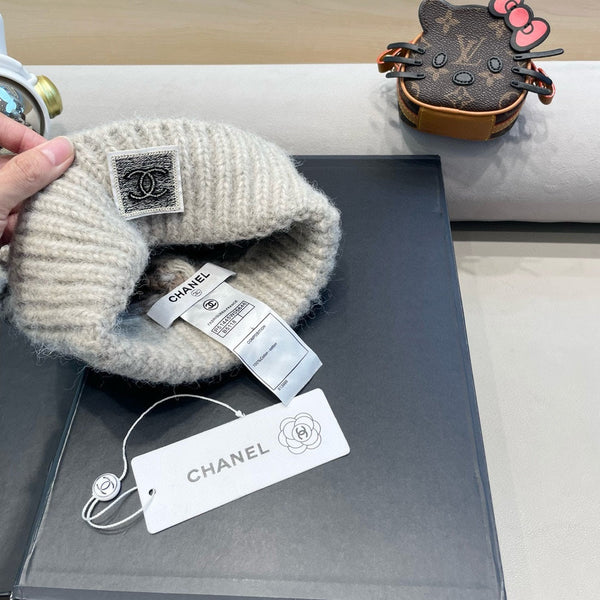 BERRETTO IN MAGLIA BIANCO MIX MARRONE 428242