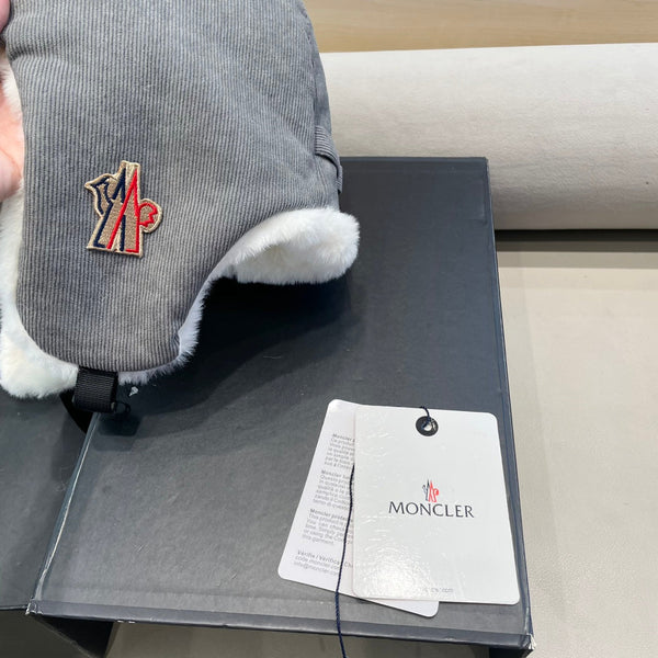 CAPPELLO AVATOR IN VELLUTO A COSTE GRIGIO ACCIAIO E FODERA IN PILE 434983