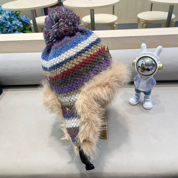 CAPPELLO IN MAGLIA SOFFICE CON FODERA IN PELUCHE COLORATO 428156