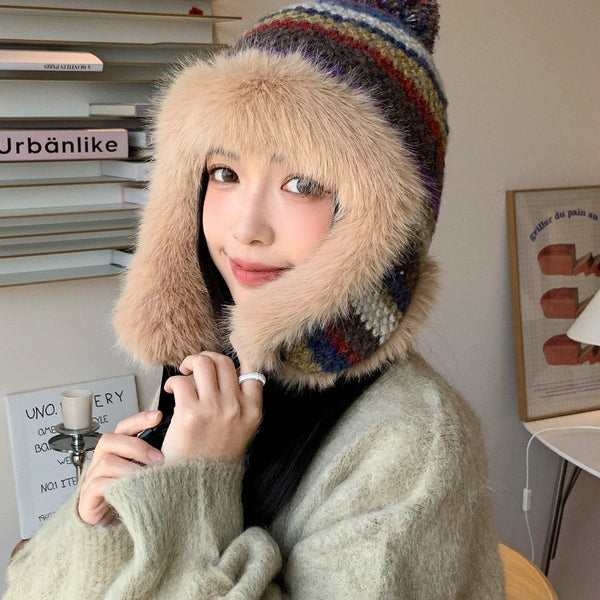 CAPPELLO IN MAGLIA SOFFICE CON FODERA IN PELUCHE COLORATO 428155