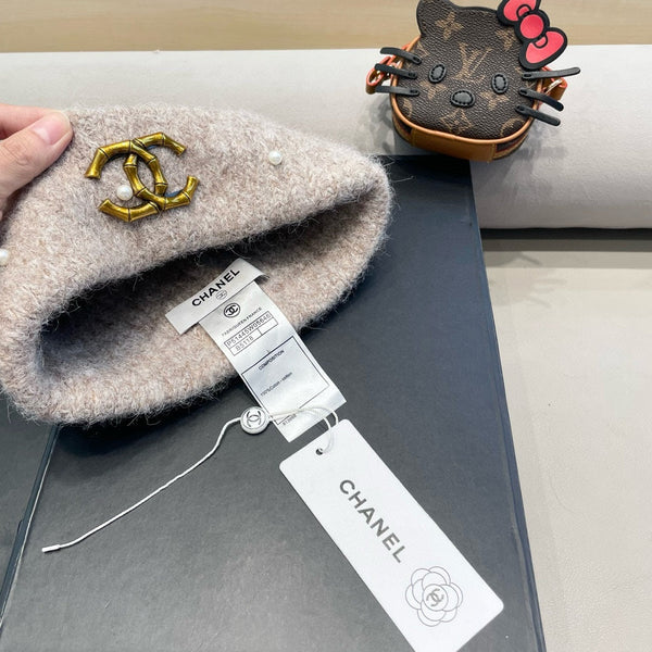 BERRETTO IN LANA MARRONE KAKI 430084