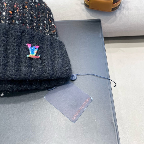 KNITTED BEANIE HAT IN BLACK WOOL 431619