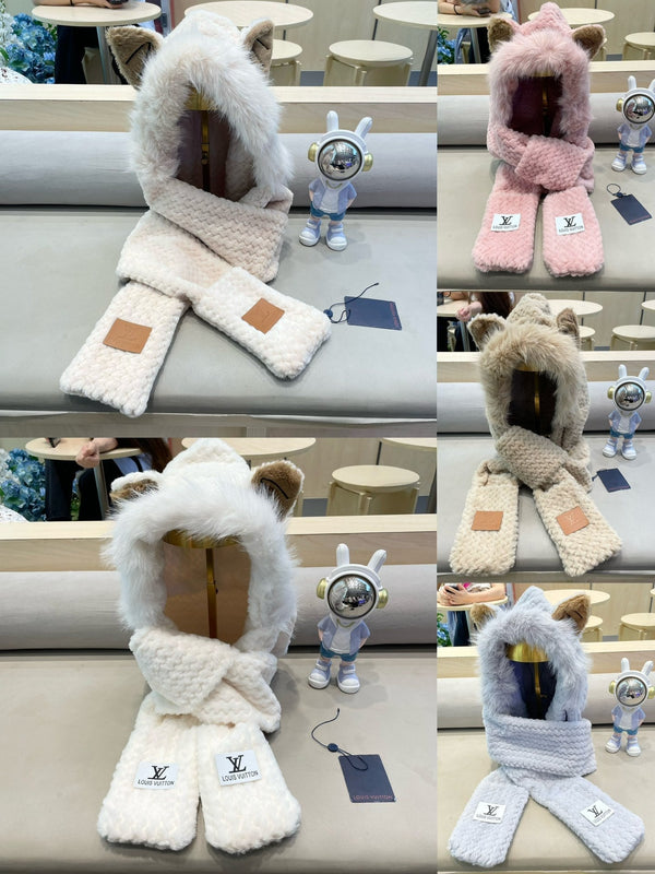 BEANIE HAT IN WHITE WOOL AND LAMB FUR 435076