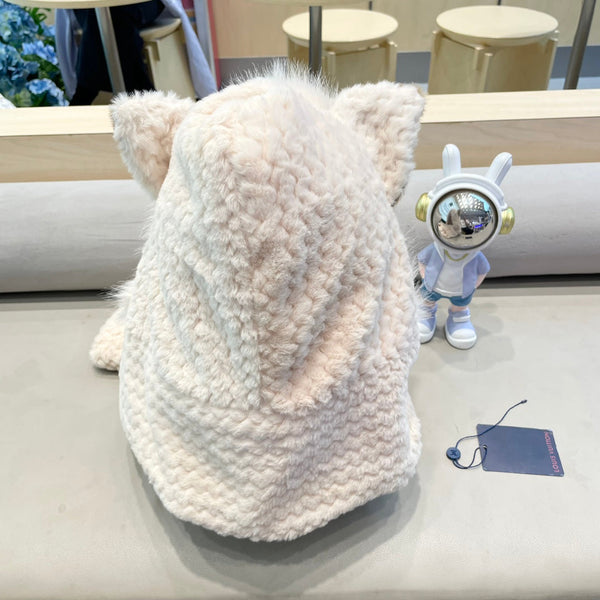 BEANIE HAT IN ALMOND BEIGE  WOOL AND LAMB FUR 435075