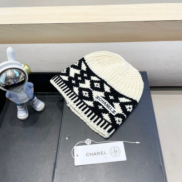 BERRETTO IN LANA MISTO BIANCO NERO 431697